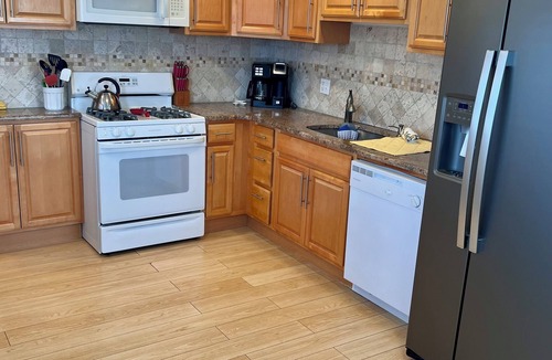 Beach Haven House | Sunshine on Leeward - 4 bed 2 bath -Single Family Home in Beach Haven