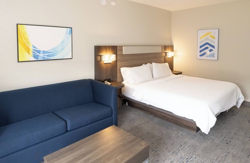 Westampton Hotel | Superb hotel with NEWLY renovated rooms in Westampton Township