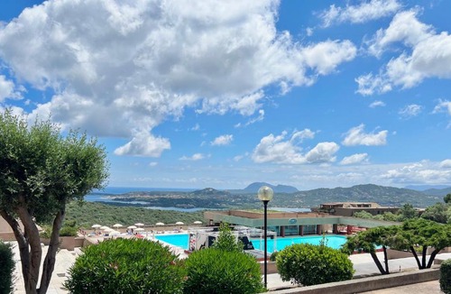 Cugnana Verde Apartment | Superior apartments in Residence with swimming-pool in Cugnana Verde