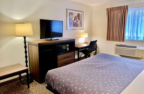 Prince Frederick Hotel | SureStay by Best Western Prince Frederick