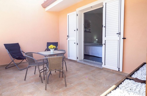Torpe House | Sweet Home - Morada - Four Bedroom Guest House, Sleeps 10