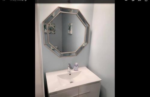 Upper Fells Point House | Sweet little bedroom next fells point