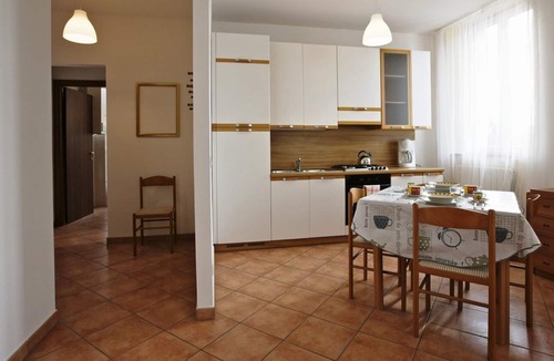 Tronzano Lago Maggiore Apartment | Tastefully furnished 2-room apartment with sea garden and beach