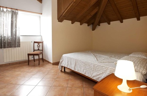 Tronzano Lago Maggiore Apartment | Tastefully furnished 3-room apartment with sea garden and beach