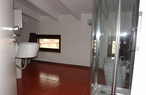 Crotone House | Tastefully furnished attic ten minutes drive from the sea