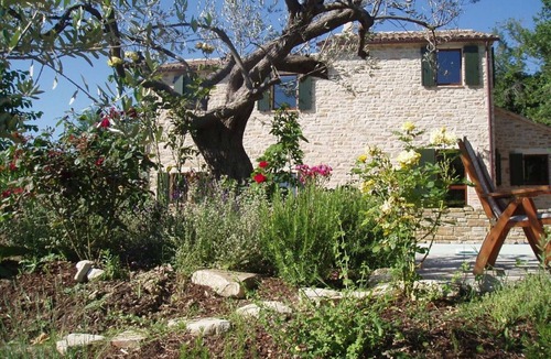 Cupramontana House | Tastefully renovated stone house with pool in a quiet hillside location with 2 apartments