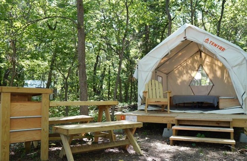 Burbank RV Rental | Tentrr State Park Site - Nebraska Ponca State Park River Vista G Double Camp