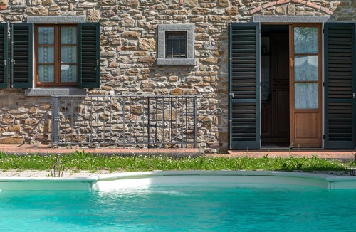 Subbiano Villa | Tenuta Le Caselle farmhouse with pool