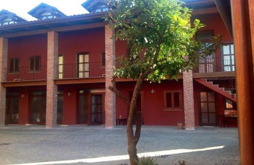 Cuceglio House | Tenuta Roletto