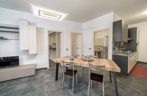Addaura Apartment | The abodes of the zodiac-Dimora del Toro APARTMENT 6/7 SLEEPS