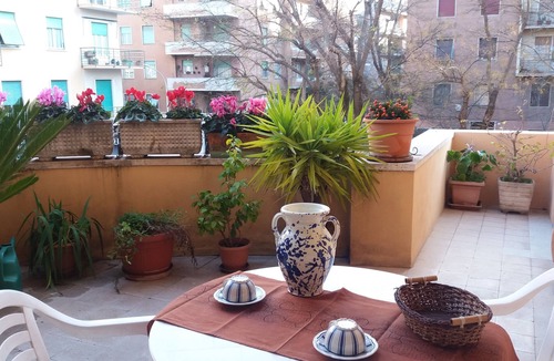 Universita Apartment | The Colored House - Ten Minutes To Colosseum
