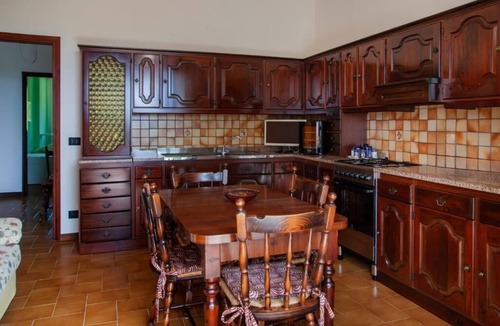 Castiglione Tinella Apartment | THE FLIGHT, swimming pool and wellness