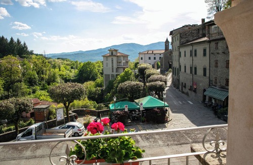Bagnone Apartment | The house of the arches