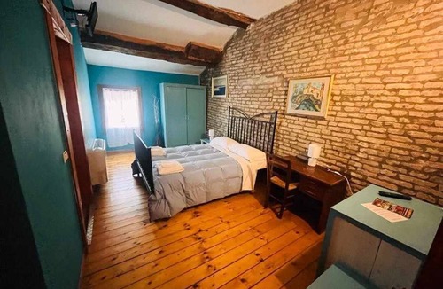 Medelana House | The Inn of the Artists