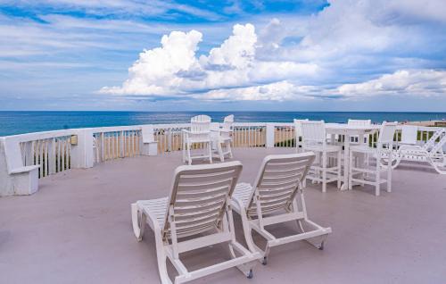Nags Head House | The Nags Header - NH MP 11.5, Oceanfront, Pool, Hot Tub, Pool Table, Pets OK, Flex Stays