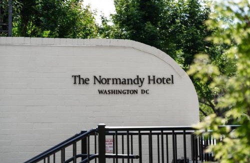 Kalorama Heights Hotel | The Normandy Hotel
