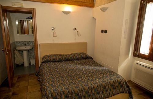 Mottola House | The Old House