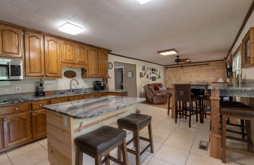 Fackler House | The Reel Therapy Lakehouse