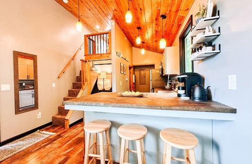 Thayerville Cottage | The Tiny House @ Deep Creek Lake - centrally located to everything Deep Creek