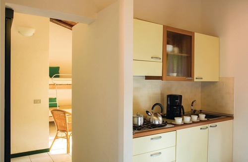 Iseo Apartment | The town of Iseo is located directly on the shores of the homonymous Lake Iseo, 30 km east of the hi
