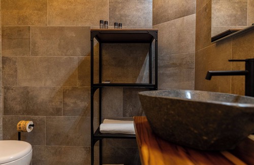 Villa Caldari House | The Vinum Suites