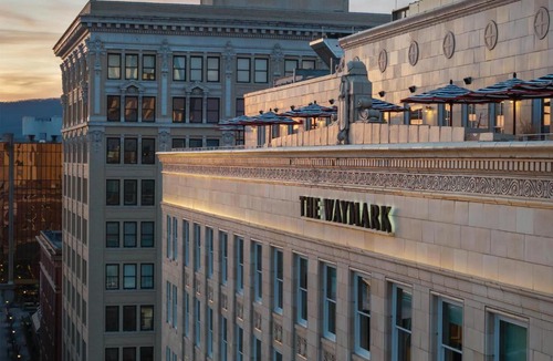 Downtown Chattanooga Hotel | The Waymark Chattanooga, Tapestry Collection By Hilton