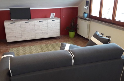 Madonna dell'Olmo Apartment | The world in a room