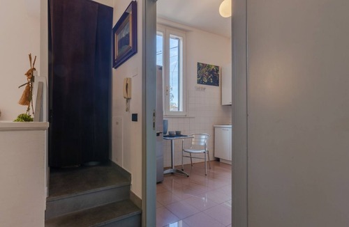 Ferrara Historic Centre Apartment | 'The Yellow House' central Apartment!