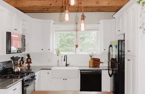 Lancaster House | This house is a 4 bedroom(s), 1.5 bathrooms, located in Lancaster, PA.