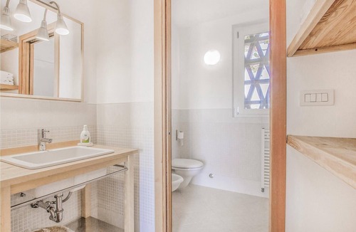 Capriva del Friuli Apartment | This vacation apartment in Capriva del Friuli (province of Gorizia) was obtained from an old stable