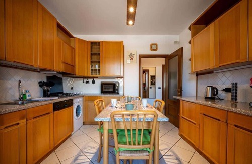 Dongo Apartment | Three bedroom apartment with garage- Larihome A57