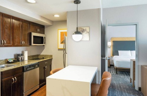 Canonsburg Hotel | Three Spacious and Stylish 1BR King Suites Perfect for Groups Near Parks & Shops