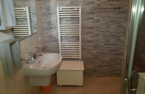 Sant'Eufemia Lamezia Apartment | Top bedroom GOLFO - Le Lincelle, Lamezia - 2 extra large single beds