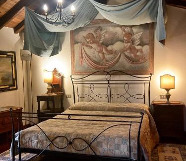 Gussago Bed & Breakfast | Torre de Salis