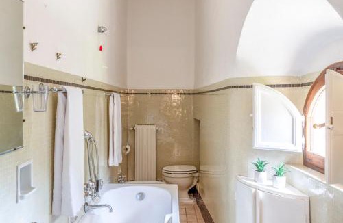 Paciano Villa | TORRE DI PACIANO 10&2, Emma Villas