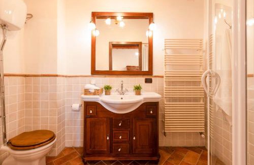 Paciano Villa | TORRE DI PACIANO 10&2, Emma Villas