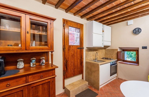 Serre di Rapolano Apartment | Torre di Serre - Medieval tower rental