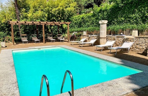 Otricoli Villa | Torre La Marmora - Four Bedroom Villa, Sleeps 8