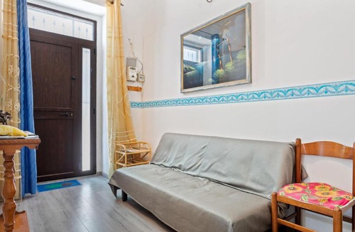 Santa Lucia House | Traditional Holiday Home in Siracusa near Seabeach