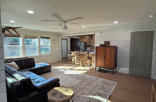De Leon Springs Cottage | Tranquil 2-bedroom cottage with AC in De Leon Springs
