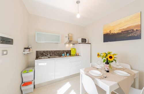 Alba House | Trifulhouse holiday apartments: THE ENTIRE PALACE! max occupancy 16 guests