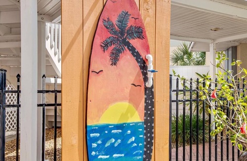 Flagler Beach Condo | Tropical Hideaway in Downtown Flagler Beach