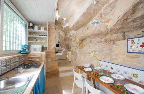 Bisceglie Villa | Trulli complex with sea view in Trani