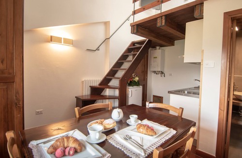 Spello Apartment | Turquoise Apt City Center, Spello, Italy