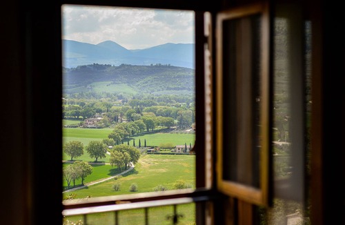 Spello Apartment | Turquoise Apt City Center, Spello, Italy