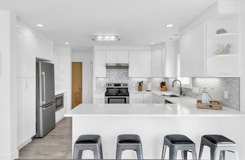 Topsail Beach House | TurtleTrax on Topsail Beach : Stunning oceanfront retreat!