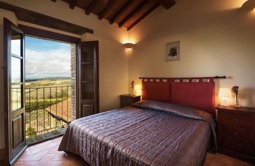 Bollano Villa | Tuscan dream home in the Val d'Orcia valley