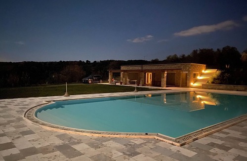 Chianni House | Tuscan Farm Home Retreat