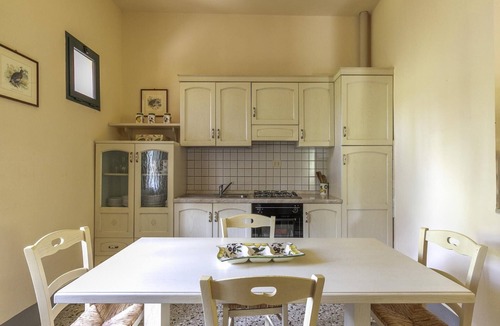 Palaia House | Tuscany’s Hidden Garden Escape