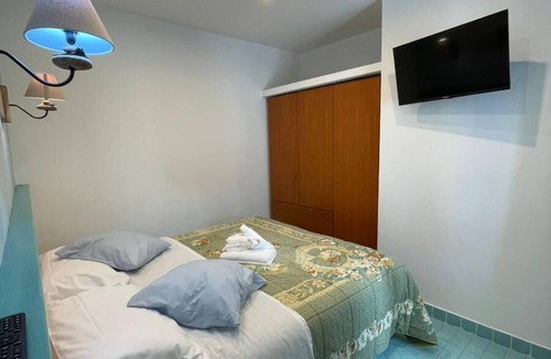 Anzio Hostel | Two-room apartment, terrace, sea view, mezzanine, first floor